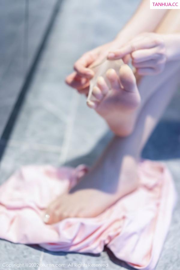 逗逗DouDou  [XiuRen]高清写真图 2022.09.15 No.5593 是小逗逗第72张图片